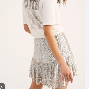 Brand new FREE PEOPLE sequin skirt size Small